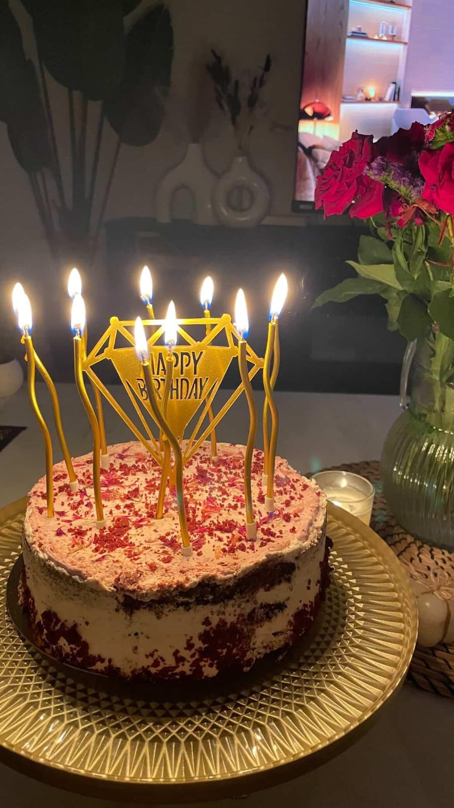 Gâteaux d’Anniversaire Red Velvet – Sains, Gourmands & Personnalisables