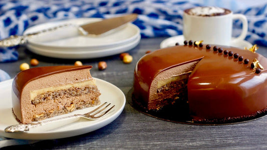 Entremet Chocolat Noir & Fruits Secs – Biscuit fondant